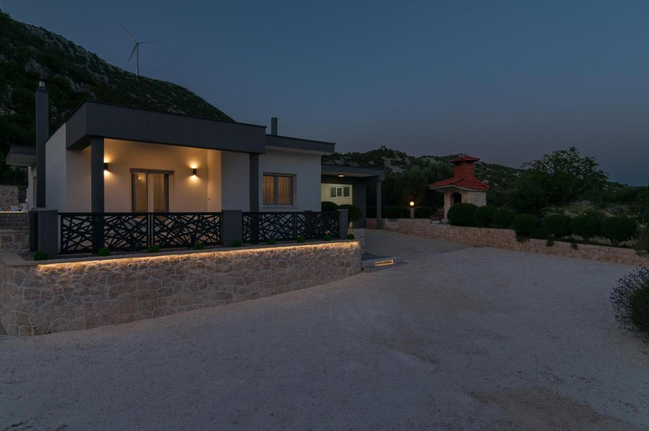 Villa Elin Seoca Exterior photo